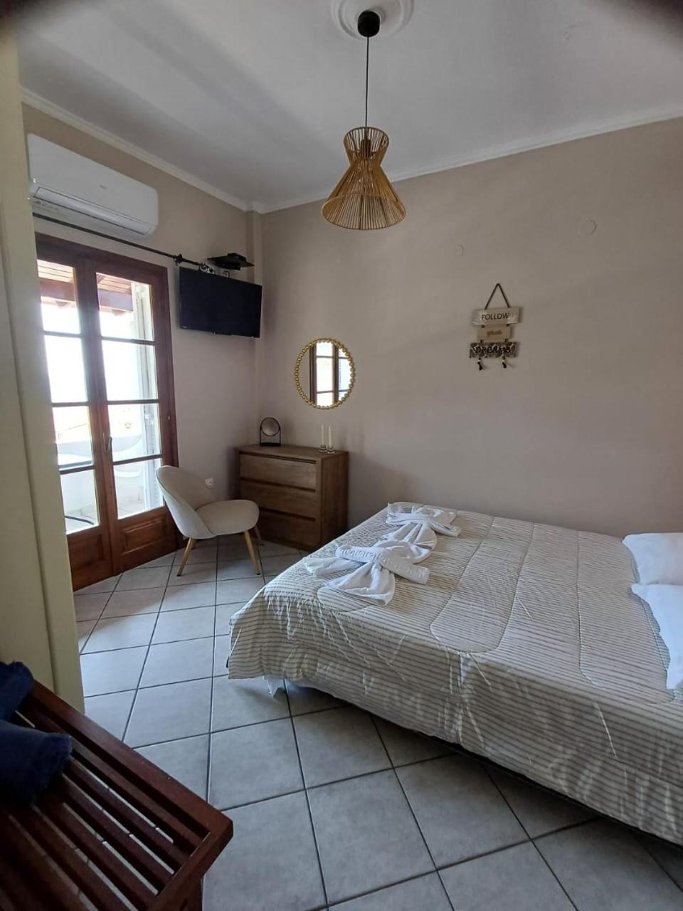 Appartement Eleana And *