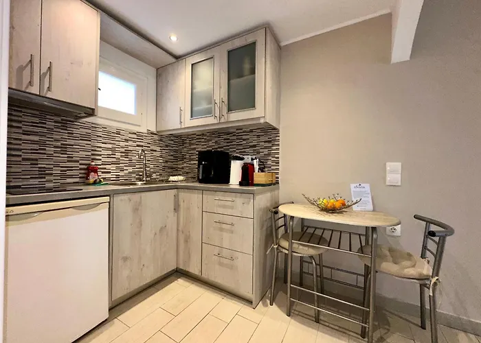Eleana Apartments And Studios