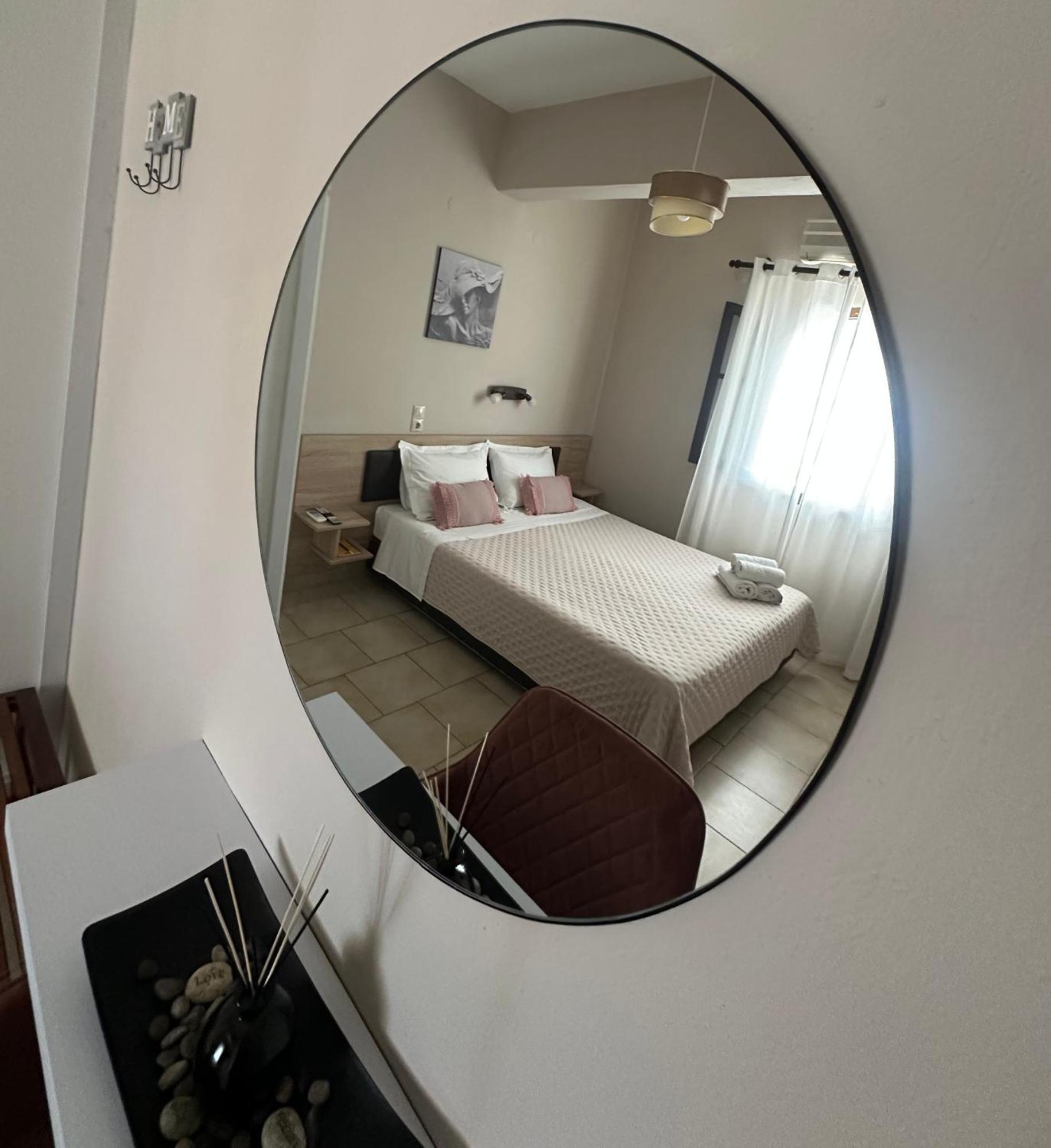 Apartment Eleana And