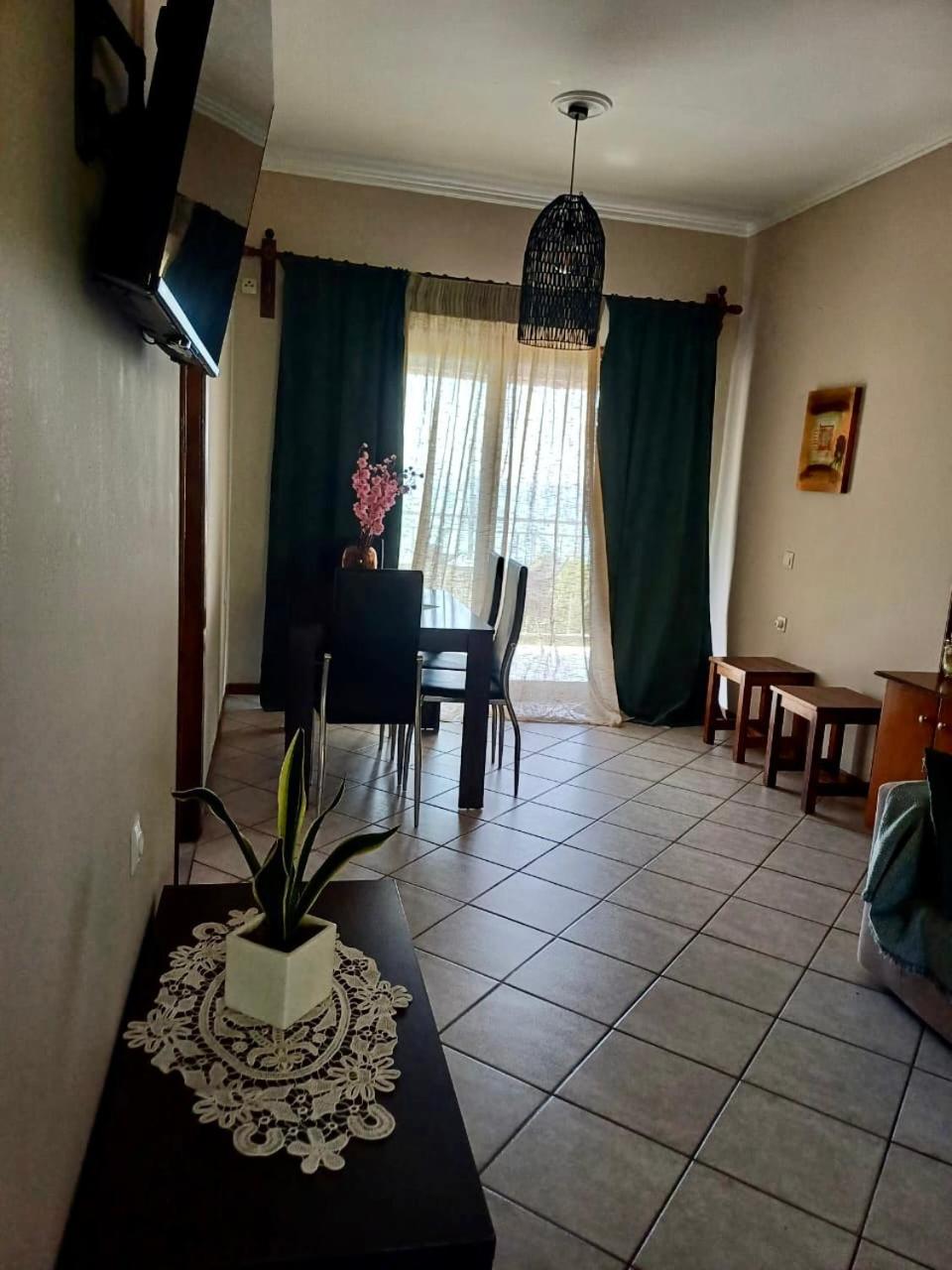 Appartement Eleana And *